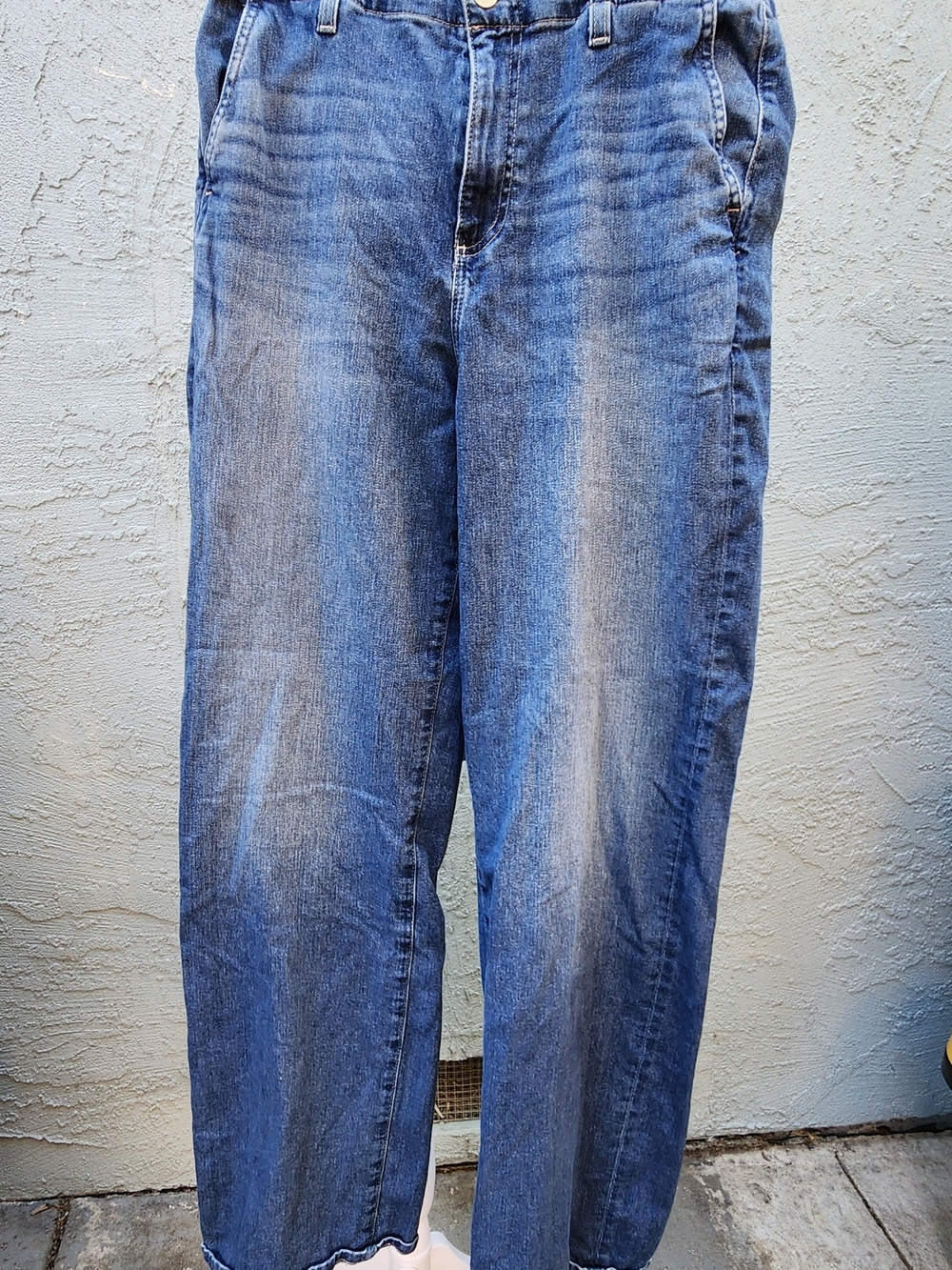 Hudson Jeans Ginny Cuffed Crop Jeans Dark Wash Double Button  Made In USA [28]